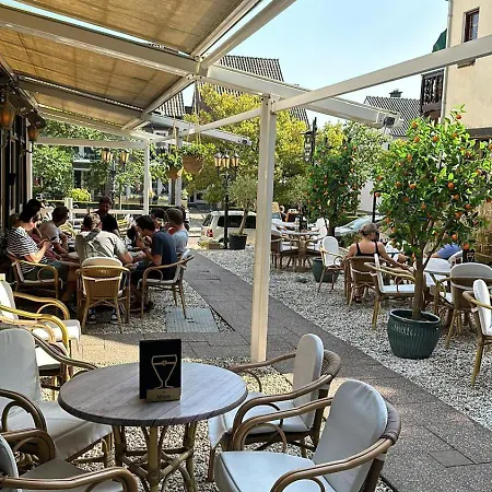 Boutique De La Ruine ホテル ファルケンブルフ