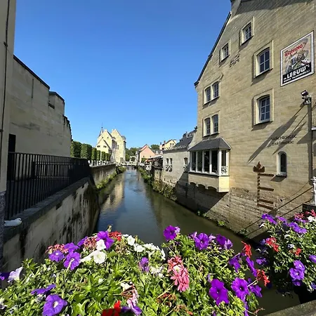 فندق Herberg De La Ruine Valkenburg aan de Geul