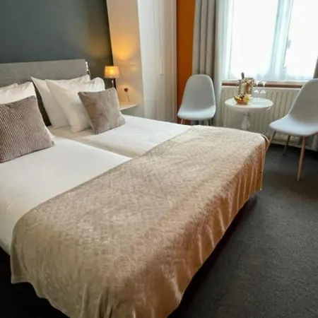 Boutique De La Ruine ホテル ファルケンブルフ